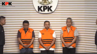 KPK Tetapkan Gubernur Riau, Kadis PUPR dan Tenaga Ahli sebagai Tersangka OTT