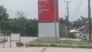 SPBU 13.284.626 Kampar Kiri Diduga Kerjasama Dengan Mafia BBM, Para Pelangsir Pesta Solar