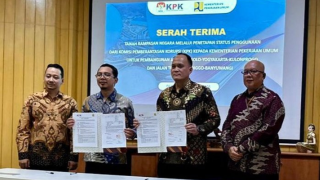 KPK Serahkan Aset Rampasan Negara Senilai 3,88 Miliar ke Kementerian PU