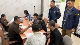 Bareskrim Polri Limpahkan 5 Tersangka Kasus Judi Online dan Barang Bukti Rp55 Miliar ke Jaksa