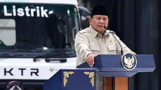Presiden Prabowo Bangga Lompatan Industri Kendaraan Listrik Nasional, Targetkan Sedan Massal 2028